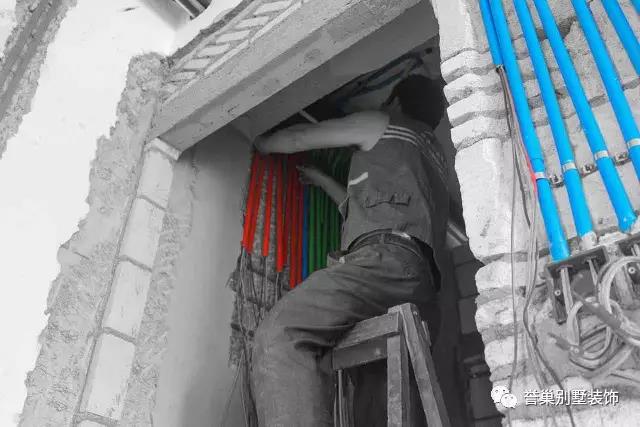 別墅墻面線管裝飾 別墅墻面線管裝飾