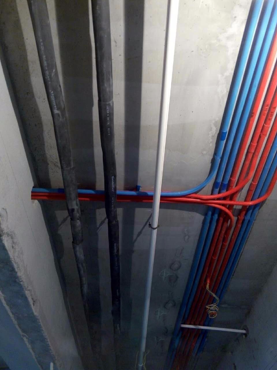 熱水管裝修設(shè)計(jì)實(shí)景圖