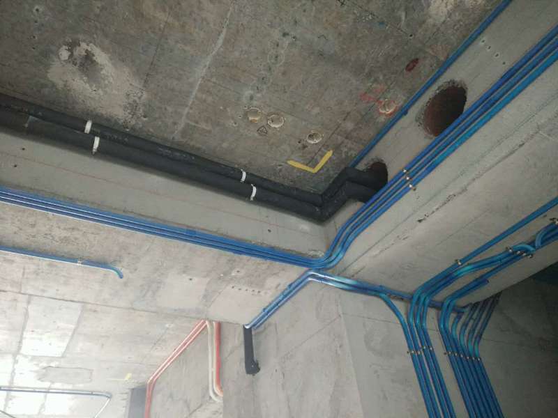 譽(yù)巢墻面管道裝修設(shè)計(jì)實(shí)景圖