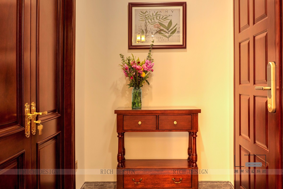 水灣1979玄關(guān)裝飾實(shí)景圖 水灣1979玄關(guān)裝飾實(shí)景圖