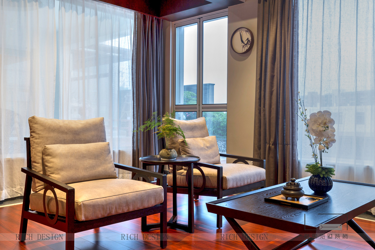 東逸灣現(xiàn)代裝修實(shí)景圖 東逸灣現(xiàn)代裝修實(shí)景圖