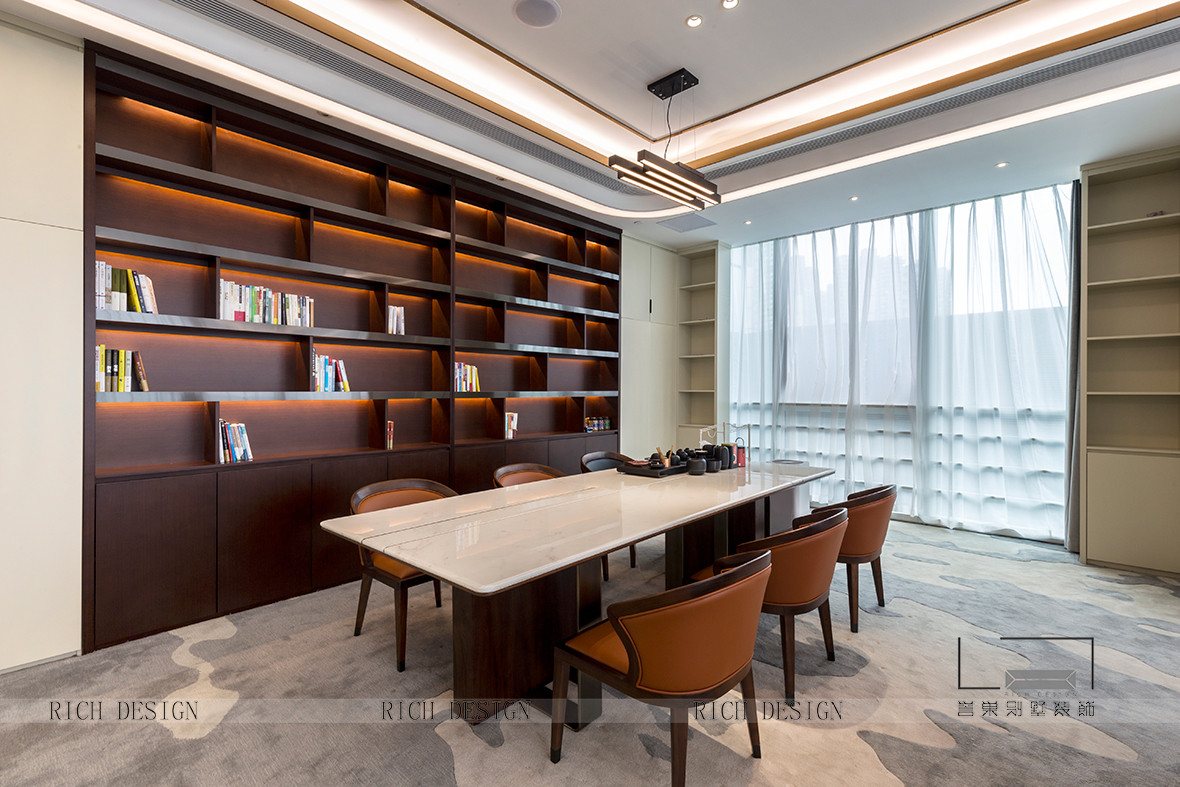 星河world現(xiàn)代風格書房實景圖