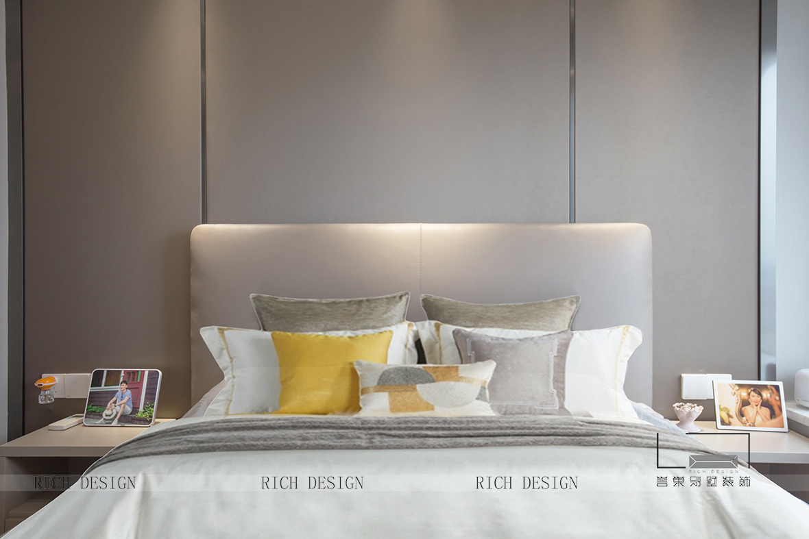 臥室.jpg 臥室.jpg