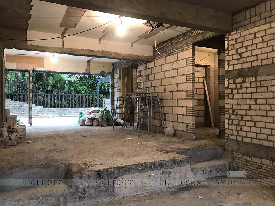 施工現(xiàn)場(chǎng)